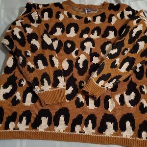 Sparkle & Fade Animal print  sweater use M